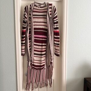 BKE  gimmicks long cardigan sweater M